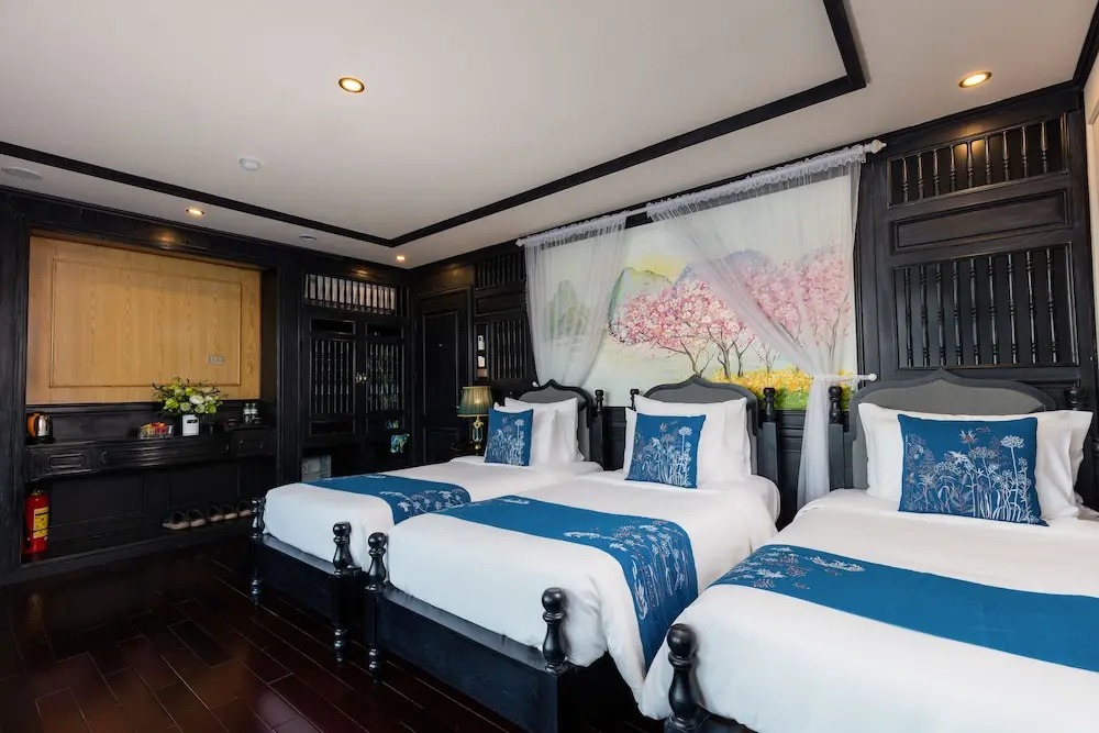 هتل لا رجینا گرند کروز هالونگ